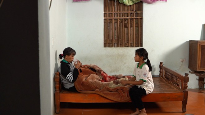 Chúc Ly mất cha từ nhỏ, mẹ bệnh nặng và ước mơ làm bác sĩ - Mái ấm gia đình Việt- Ảnh 3. Chúc Ly mất cha từ nhỏ, mẹ bệnh nặng và ước mơ làm bác sĩ - Mái ấm gia đình Việt- Ảnh 3.