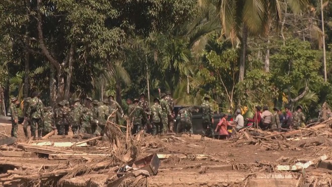 Thương vong do bão lũ ở Indonesia tiếp tục tăng- Ảnh 2. Thương vong do bão lũ ở Indonesia tiếp tục tăng- Ảnh 2.