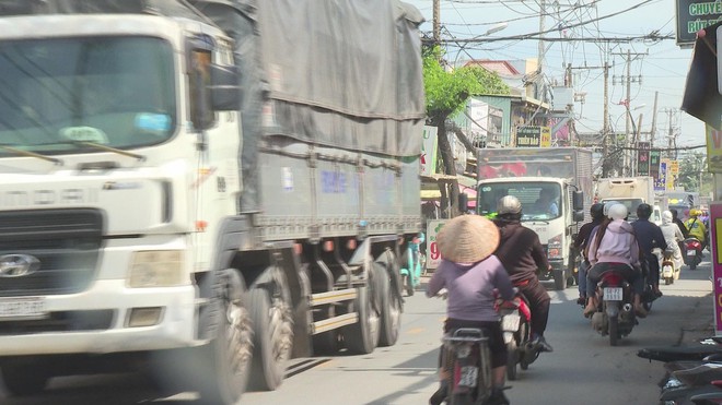 Đường Vĩnh Lộc chậm mở rộng, người dân mệt mỏi đợi chờ - Ảnh 1.