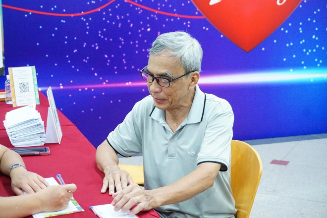 Góp một phần nhỏ, lan tỏa nghĩa tình hướng về đồng bào gặp khó - Ảnh 6.