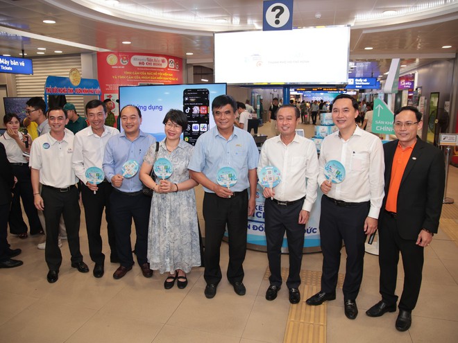 Ngày hội Công nghệ số đầu tiên trên tuyến Metro số 1 - Thu Duc Digital Day 2025 chính thức được tổ chức - Ảnh 9.
