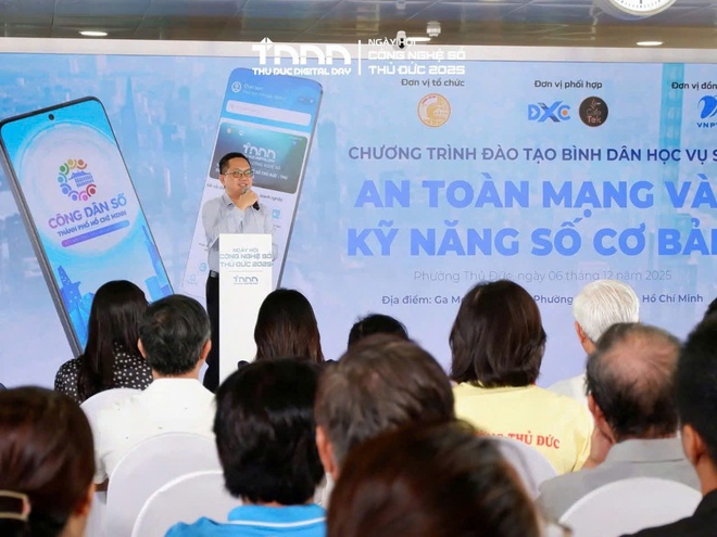 Sôi động Ngày hội Công nghệ số đầu tiên trên tuyến Metro số 1 - Ảnh 7.