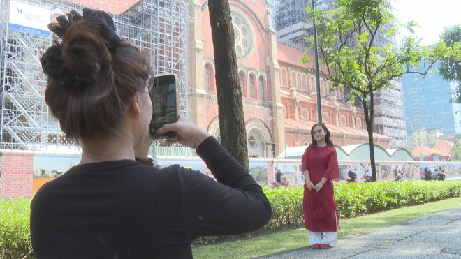 Xu hướng tiêu dùng mới ở TP. Hồ Chí Minh: Các bạn trẻ chi trả cho cảm xúc và bản sắc cá nhân- Ảnh 3. Xu hướng tiêu dùng mới ở TP. Hồ Chí Minh: Các bạn trẻ chi trả cho cảm xúc và bản sắc cá nhân- Ảnh 3.