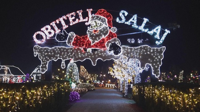 Điền trang Croatia được thắp sáng dịpGiáng sinh - Ảnh 2.