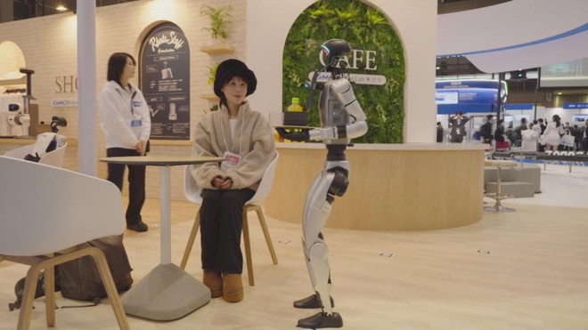 A.I hiện thân lên ngôi ở Triển lãm Robot iREX (Nhật Bản) - Ảnh 2.