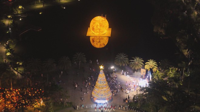 Thời sự trưa HTV ngày 07/12/2025 I Viettel chiếu phim "Mưa đỏ" miễn phí cho học sinh tại TP. Hồ Chí Minh- Ảnh 9. Thời sự trưa HTV ngày 07/12/2025 I Viettel chiếu phim "Mưa đỏ" miễn phí cho học sinh tại TP. Hồ Chí Minh- Ảnh 9.