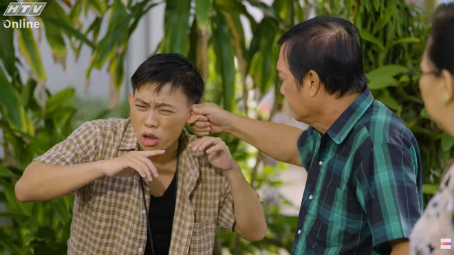 Cậu cả thiện lành hay anh hùng... rơm - Lẹ không trễ tàu - Ảnh 1.