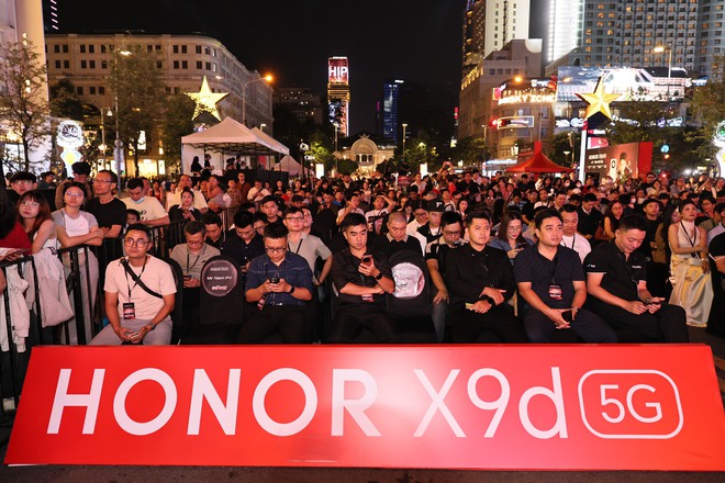 HONOR X9d chính thức ra mắt tại Việt Nam: Tân binh “bền bất bại” với chứng nhận SGS cao cấp và pin 8.300 mAh - Ảnh 6.