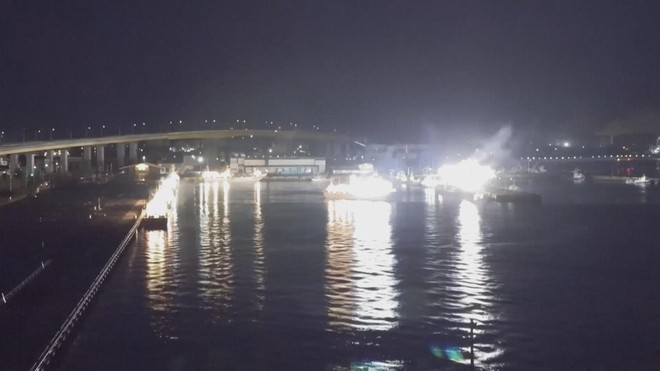 Nhật Bản: Động đất mạnh 7,6 độ, cảnh báo sóng thần 3 mét - Ảnh 7.