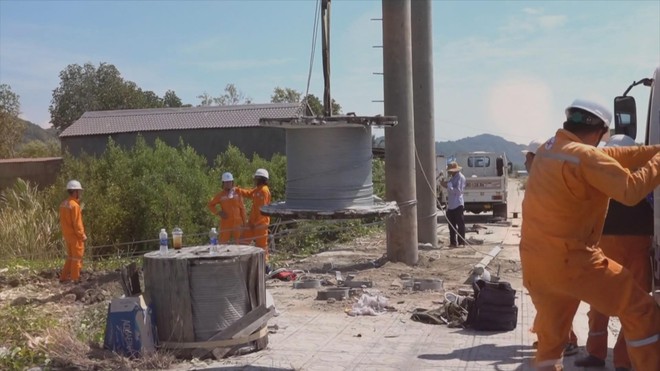 5 ngày đêm "chạy đua với thời gian" khôi phục dòng điện tại đặc khu Phú Quốc - Ảnh 8.