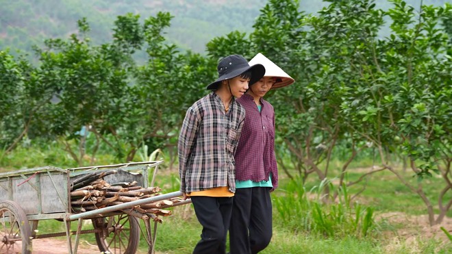 Bà ngoại U80 gồng gánh nuôi con tâm thần và cháu mồ côi - Ảnh 6.