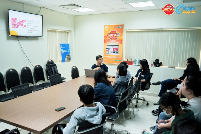 Chuyện chúng tôi: Truyền lửa cho thế hệ trẻ từ kinh nghiệm thực tế- Ảnh 6.