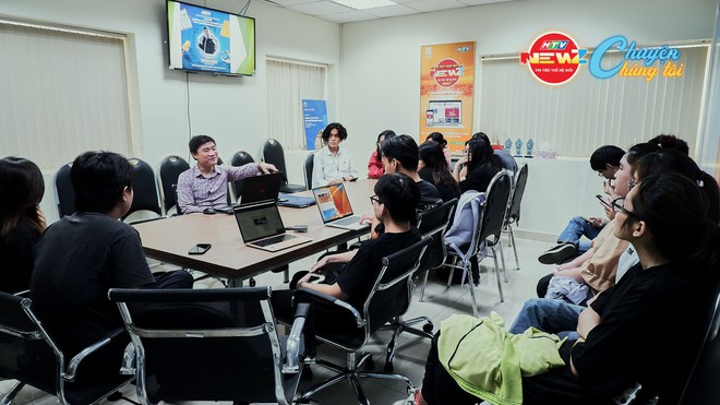 Chuyện chúng tôi: Truyền lửa cho thế hệ trẻ từ kinh nghiệm thực tế- Ảnh 12.