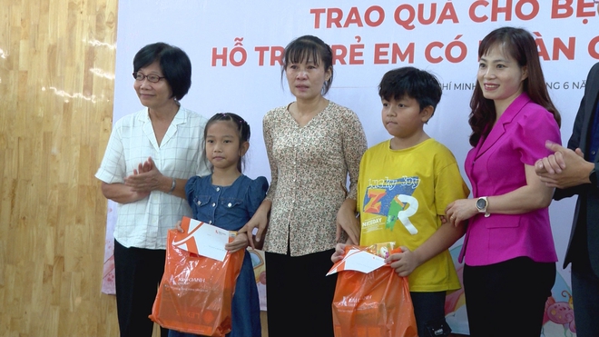 Hỗ trợ lâu dài cho thân nhân người hiến tạng nhân đạo có hoàn cảnh khó khăn - Ảnh 1.
