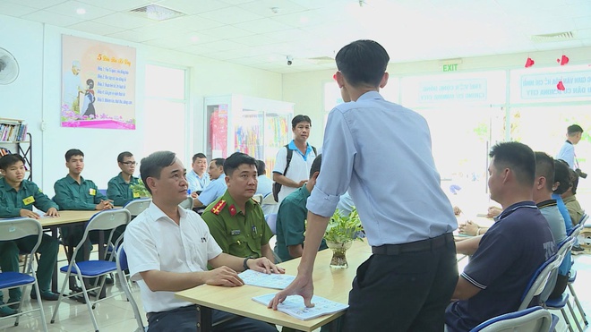 TP.HCM đẩy mạnh nâng cao phòng cháy chữa cháy đến từng ngõ ngách, từng người dân - Ảnh 4.