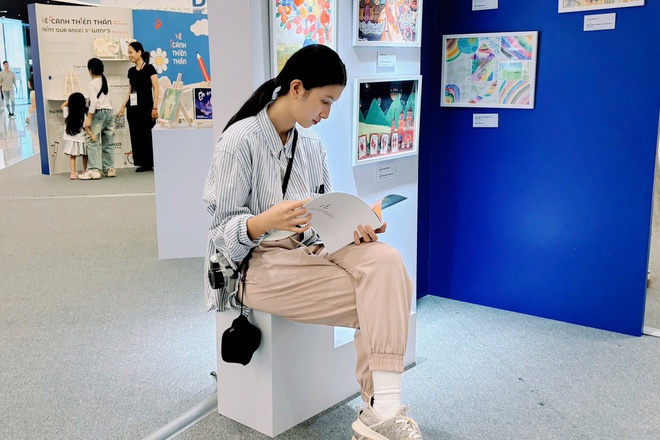 Triển lãm “Embrace Diversity”: Cuộc sống dưới góc nhìn của trẻ em khuyết tật sẽ như thế nào? - Ảnh 10.
