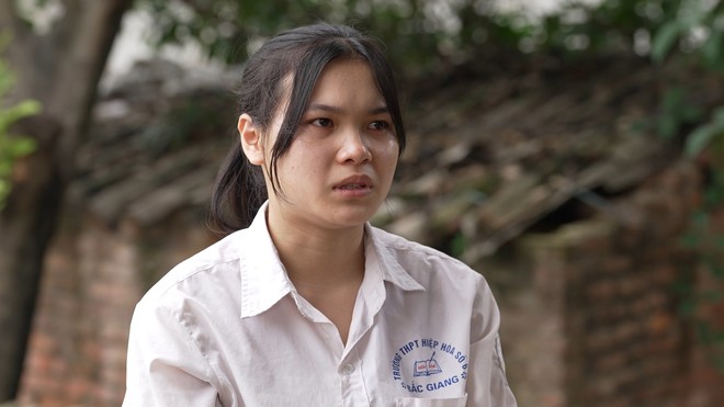 Vi Quốc Việt: Cậu bé Nùng mồ côi mẹ và ước mơ học công nghệ thông tin - Ảnh 3.