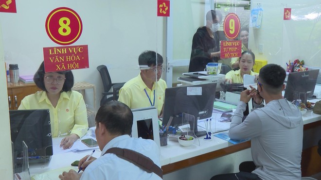 TP.HCM từng bước tháo gỡ khó khăn khi vận hành chính quyền hai cấp - Ảnh 1.