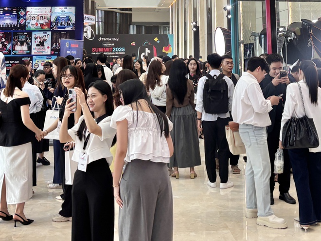 Gần 4.000 thương hiệu và nhà phân phối chính hãng trên TikTok Shop Mall - Ảnh 9.