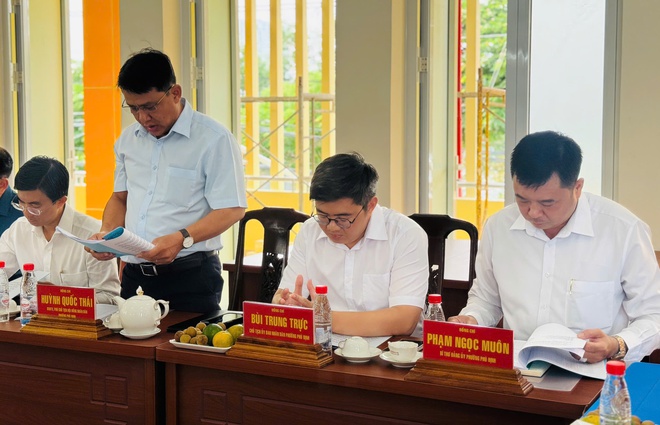 HĐND TP.HCM khảo sát tình hình tổ chức, hoạt động phường, xã mới - Ảnh 3.
