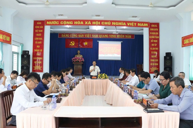 HĐND TP.HCM khảo sát về tình hình tổ chức, hoạt động tại xã Đông Thạnh - Ảnh 1.