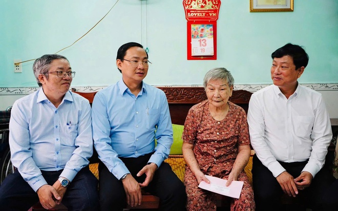 HĐND TP.HCM khảo sát tình hình tổ chức, hoạt động tại xã Nhà Bè - Ảnh 5.