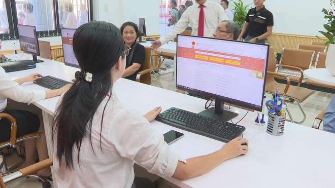 Khánh thành Trung tâm phục vụ hành chính công phường Chợ Quán - Ảnh 2.