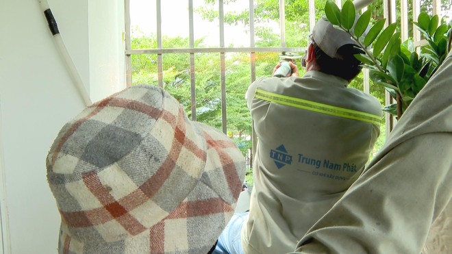 Phường Tăng Nhơn Phú Ra quân tháo dỡ "chuồng cọp" - Ảnh 3.