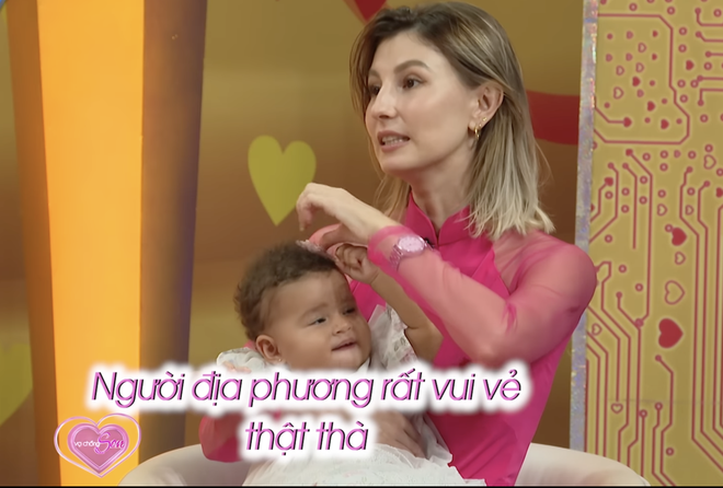 Cặp đôi "xuyên lục địa" chọn Việt Nam làm tổ ấm - Ảnh 8.