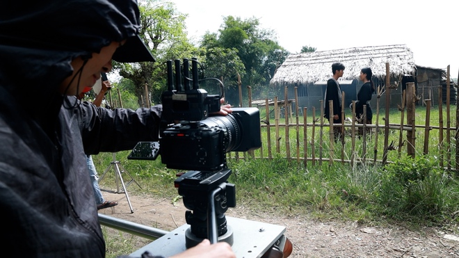 HTV sắp phát hành MV "Có những tuổi 20 như thế" - Ảnh 4.
