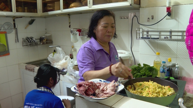 Kể chuyện lịch sử bên mâm cơm nghĩa tình - Ảnh 3.