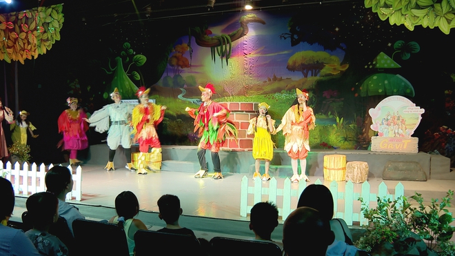 Mùa hè thêm vui với kịch thiếu nhi “Biệt đội gà vịt” - Ảnh 2.