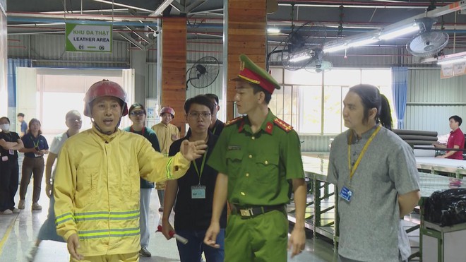 An toàn PCCC trong khu dân cư: Doanh nghiệp chủ động, lực lượng chức năng đồng hành - Ảnh 6.