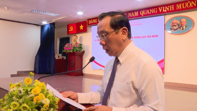 Đảng ủy UBND TP.HCM họp mặt kỷ niệm 95 năm Ngày truyền thống ngành Tuyên giáo của Đảng - Ảnh 3.