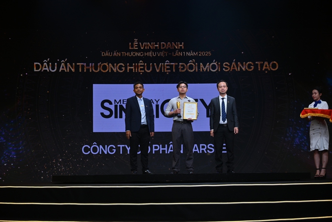 Lễ Vinh danh Dấu ấn Thương hiệu Việt 2025: Khởi trình vinh quang của doanh nghiệp Việt- Ảnh 23. Lễ Vinh danh Dấu ấn Thương hiệu Việt 2025: Khởi trình vinh quang của doanh nghiệp Việt- Ảnh 23.