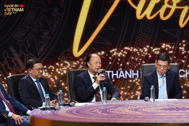GS.TS Nguyễn Đình Thắng: “Dấn thân là khát vọng vươn mình và niềm tin chiến lược”- Ảnh 2. GS.TS Nguyễn Đình Thắng: “Dấn thân là khát vọng vươn mình và niềm tin chiến lược”- Ảnh 2.