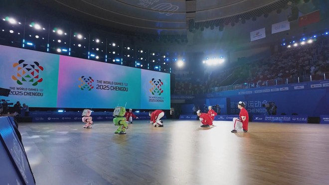 Trung Quốc: Thử nghiệm robot phụ trách giải trí tại World Games 2025 - Ảnh 2.