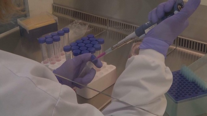 Anh: Thử nghiệm vaccine mRNA cho bệnh nhân ung thư - Ảnh 5.