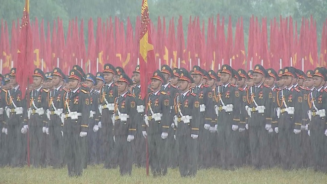 Vượt mưa lớn, hơn 16.000 chiến sĩ tổng hợp luyện diễu binh, diễu hành A80- Ảnh 3.