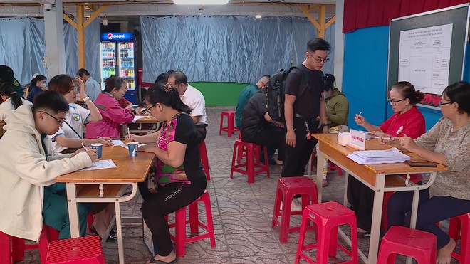 Giọt hồng yêu thương từ thành phố mang tên Bác - Ảnh 4.