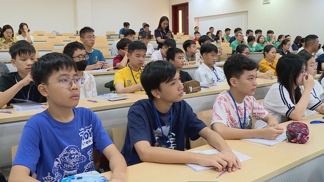 Ươm mầm tài năng tại Trường hè toán học bậc THCS năm 2025 - Ảnh 1.
