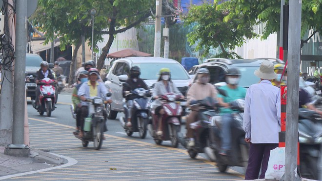 TP.HCM hướng đến vùng phát thải thấp: Bài toán vừa giảm ô nhiễm, vừa đảm bảo sinh kế người dân - Ảnh 2.
