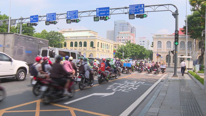 TP.HCM hướng đến vùng phát thải thấp: Bài toán vừa giảm ô nhiễm, vừa đảm bảo sinh kế người dân - Ảnh 1.