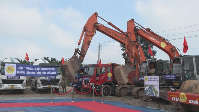 TP.HCM: Khởi công các dự án trọng điểm - Ảnh 2.