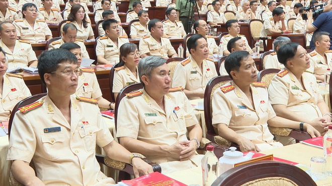 Công an TP.HCM - 80 năm xứng danh “lá chắn thép” bảo vệ bình yên - Ảnh 5.