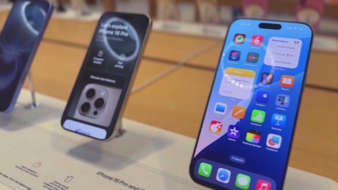 Mỹ: Nhiều người mua iPhone sớm do lo ngại thuế quan - Ảnh 2.