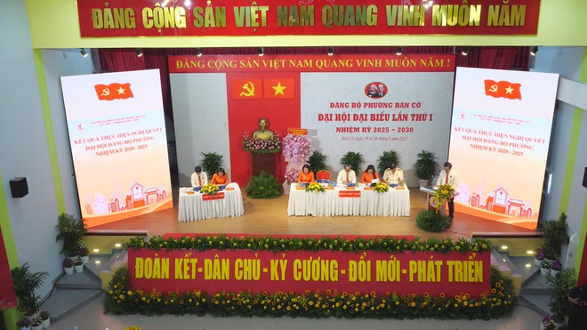 Phường Bàn Cờ tập trung vào chuyển đổi số, chỉnh trang đô thị để nâng cao chất lượng sống người dân.  - Ảnh 2.