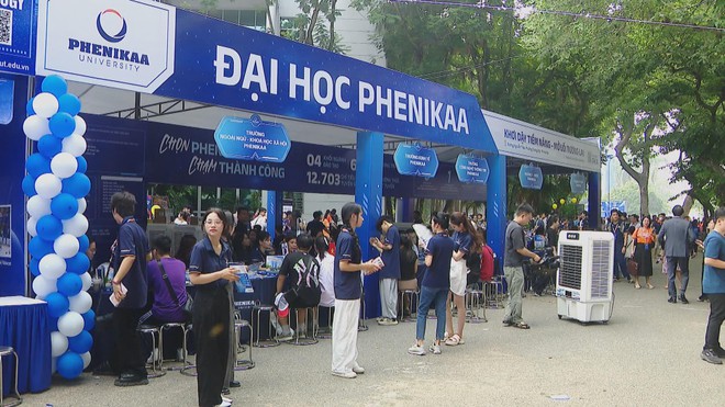 Hơn 7,6 triệu nguyện vọng, Bộ GD&ĐT siết chặt quy trình công bố điểm chuẩn - Ảnh 2.