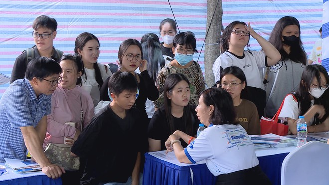 Hơn 7,6 triệu nguyện vọng, Bộ GD&ĐT siết chặt quy trình công bố điểm chuẩn - Ảnh 3.