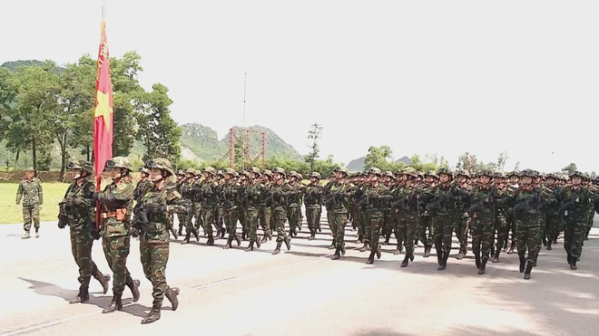 Các khối diễu binh, diễu hành Quân khu 7 sẵn sàng cho ngày hội lớn- Ảnh 2.